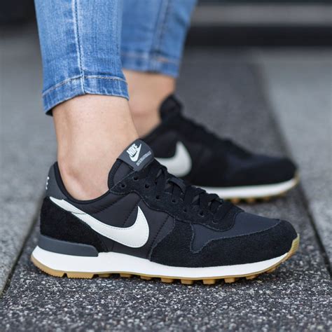 schwarze damen sneaker nike|nike sneaker damen sale.